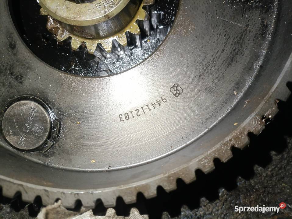 Przekładnia obrotu liebherr kosz satelit Bodzentyn