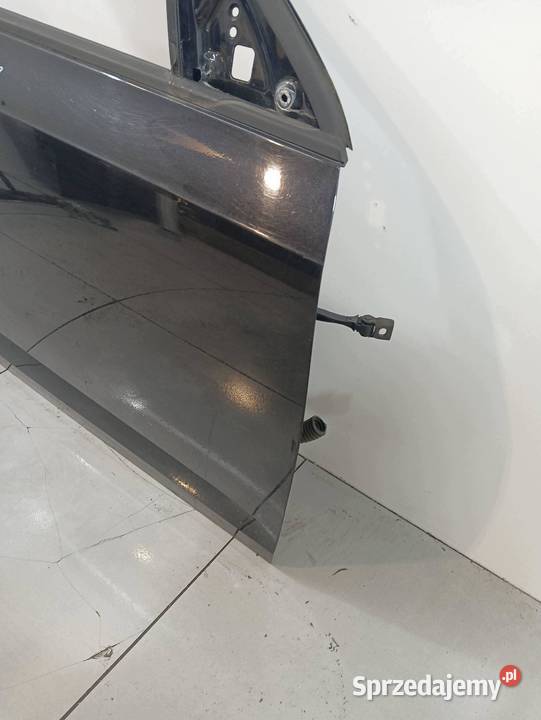 DRZWI PRAWE PRZÓD LF9R Skoda Octavia III