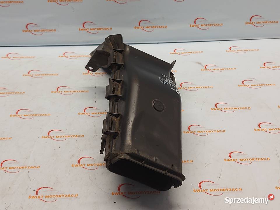 BMW E90 E91 28 B rura dolot powietrza lewa osobowe Przewody powietrza Kielce