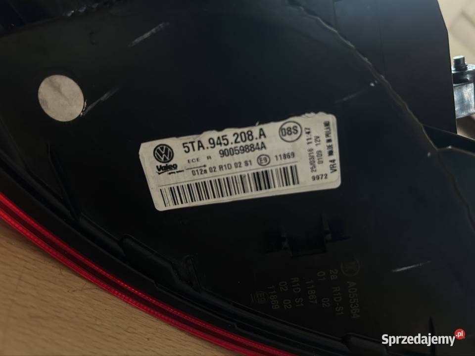 Lampa tylna prawa LED VW Touran 5TA 20152016 prawe