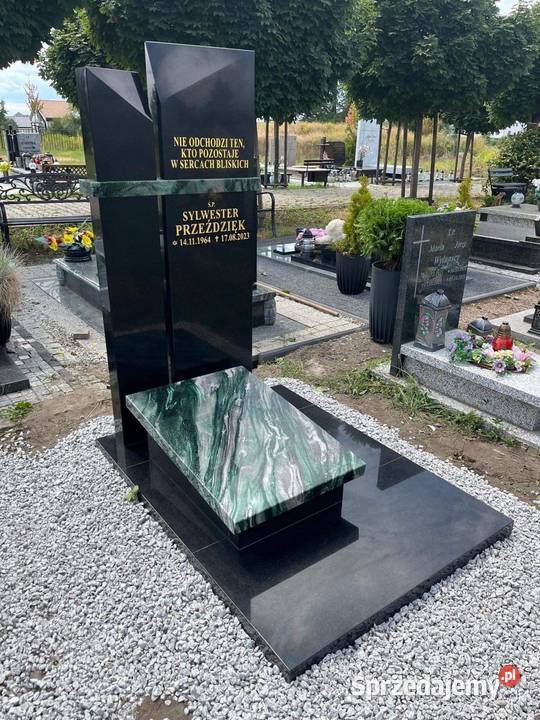 NAGROBEK POMNIK GRANITOWY URNOWY GRANIT SZWED Konary