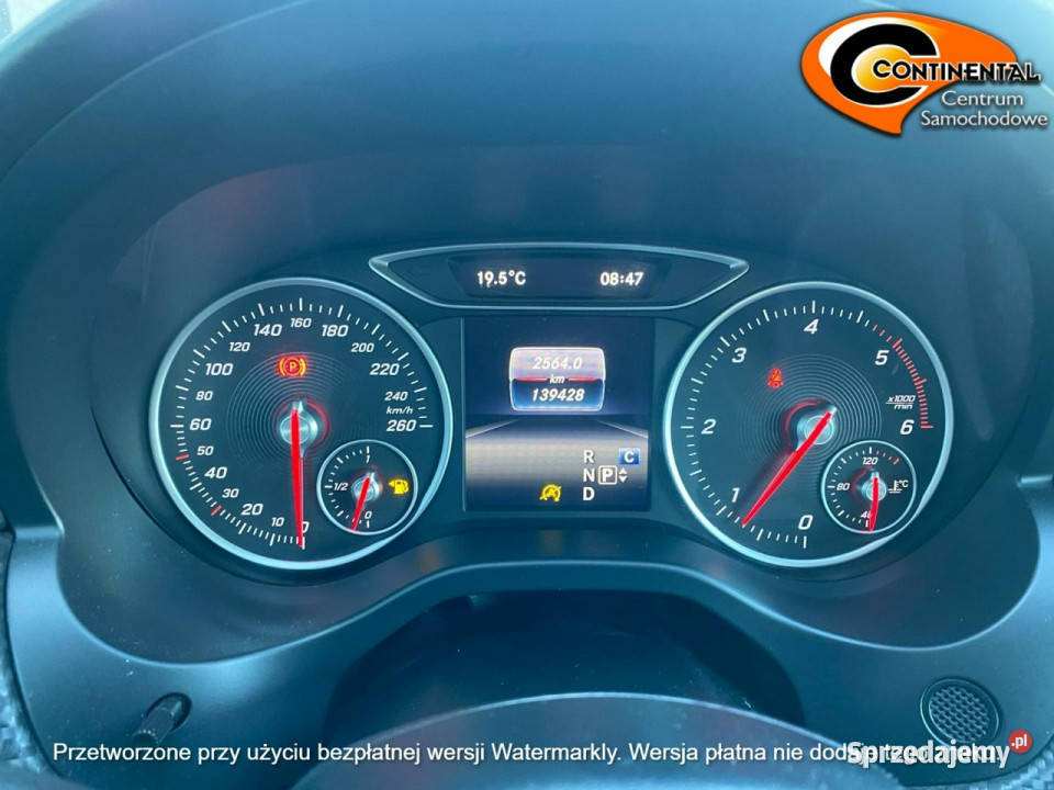 Mercedes GLA 200 Salon PolskaAutomat bluetooth Mercedes-Benz Żory sprzedam
