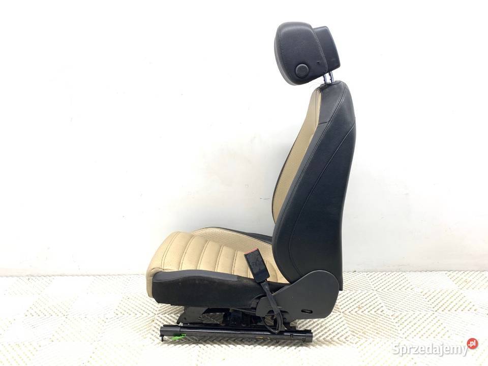 FOTEL PRAWY PRZÓD VW CC B7 SportowyCoupe 1116 Fotele i kanapy