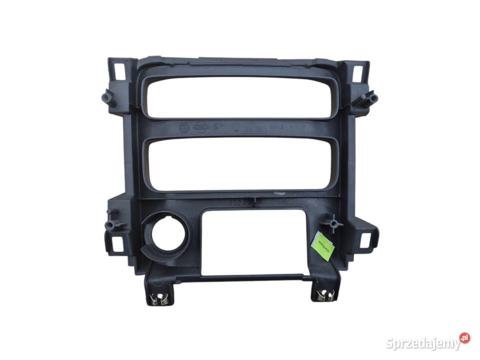 RAMKA ŚRODKOWA KONSOLI DESKI NISSAN PRIMERA P12