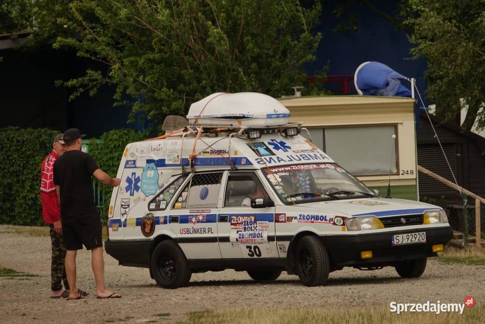 Polonez Caro Ambulans Karetka Cargo Weteran biały małopolskie Kraków
