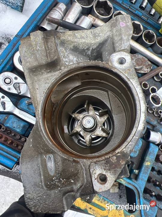 Mocowanie pompy wody Citroen Peugeot 14 11 Radzyń Podlaski