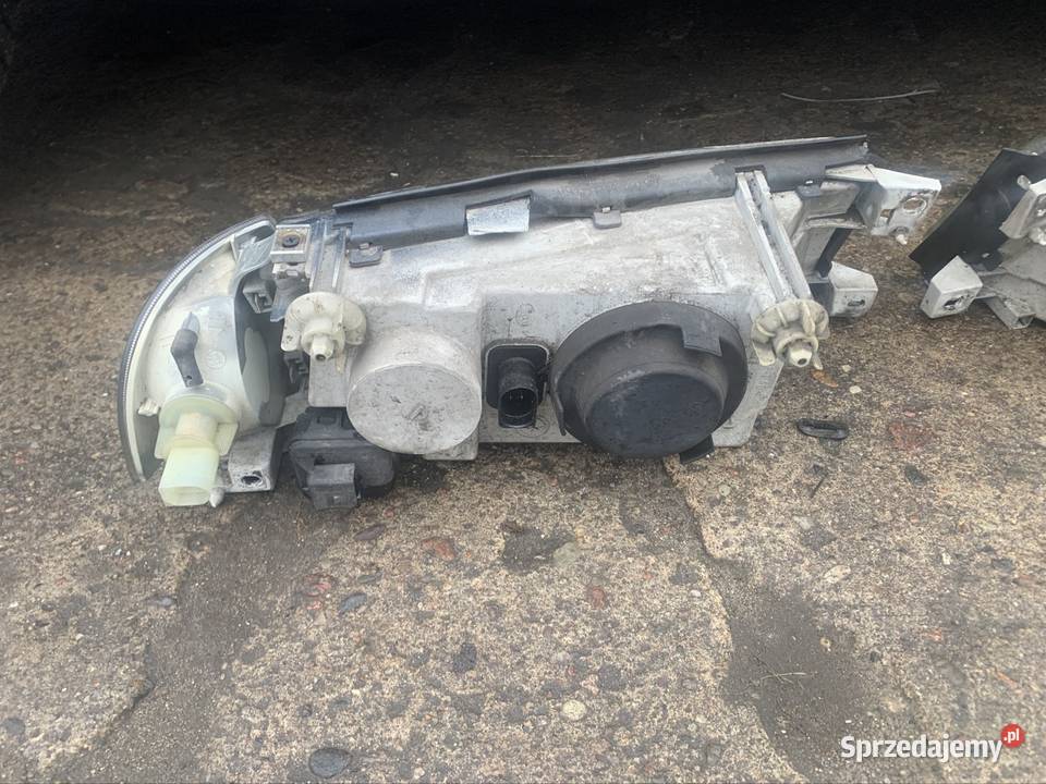 Reflektor lampa przód lewa prawa skoda octavia I zachodniopomorskie sprzedam