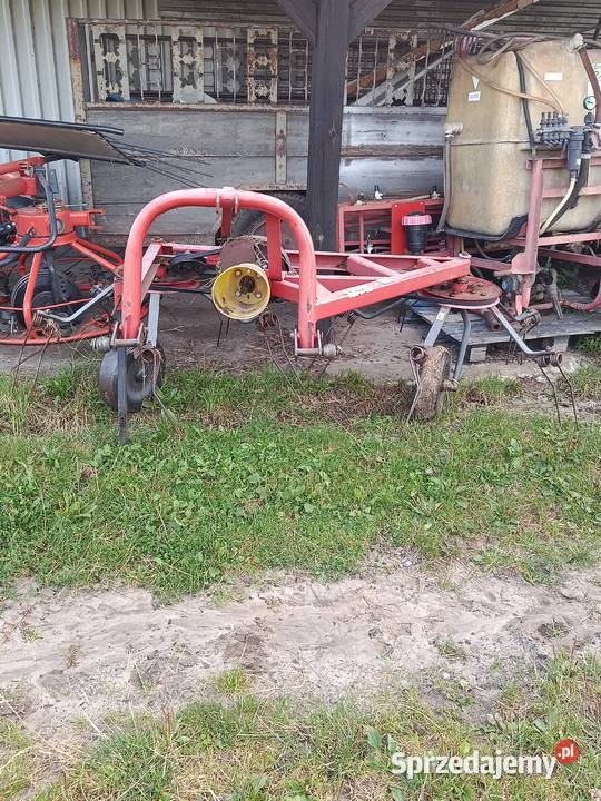 Przetrząsarka pająk 2 gwiazdowa do siana Zgrabiarki i przetrząsacze Przygodzice