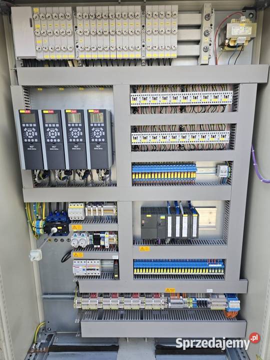 Elektryczna szafa sterownicza 120x43x200 Magazynowanie