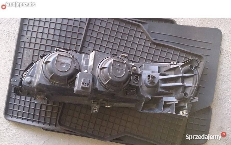 2x Lampy Volvo V70 L P Zamość sprzedam