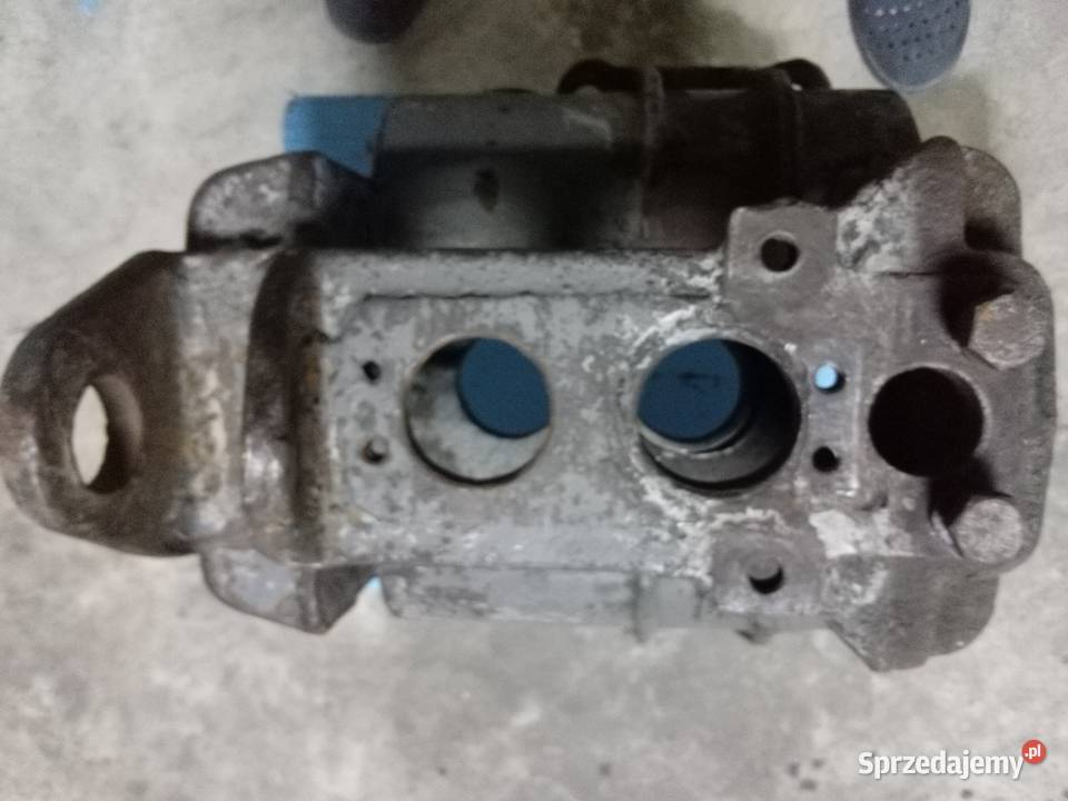 Sprzedam Wspornik osi przedniej Ursus c 328 małopolskie Zagórowa sprzedam