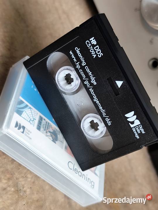 magnetofon DAT Tascam D30