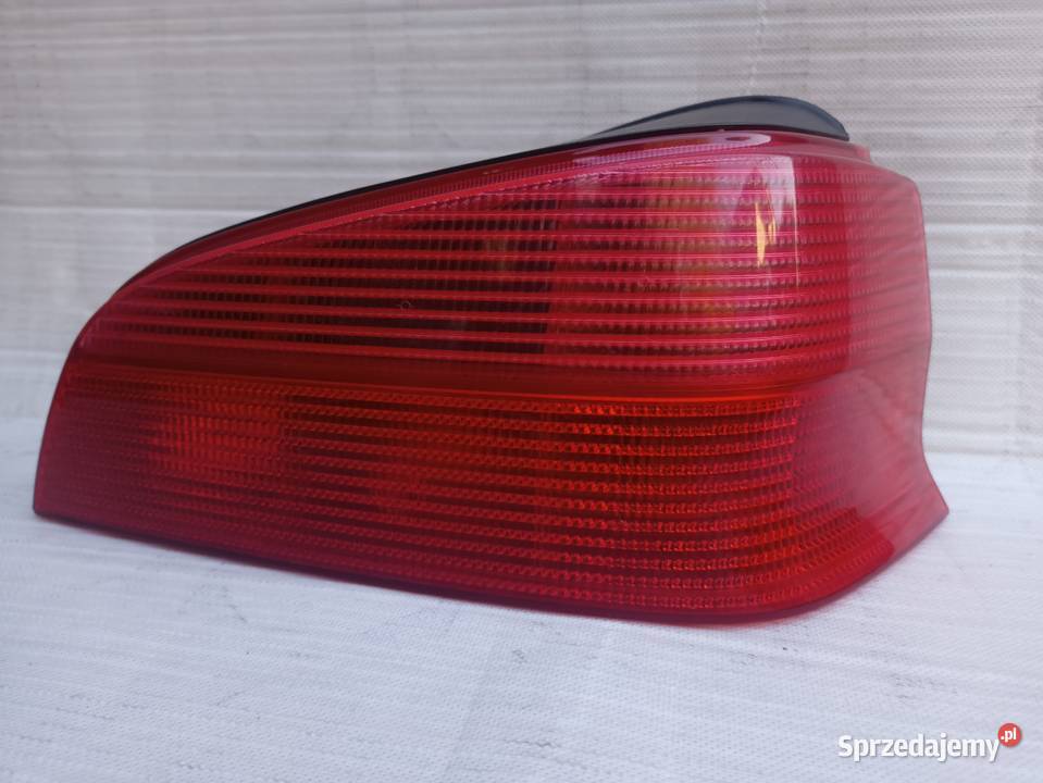 Peugeot 106 LIFT lampa tył tylna prawa wkład Sieradz