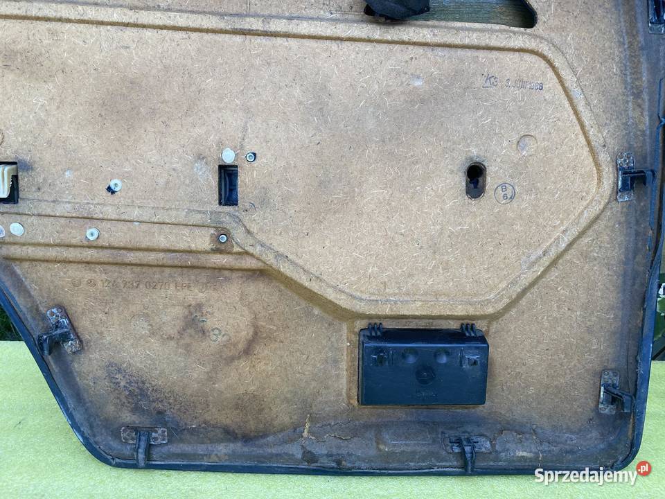 MercedesBenz E W124 Boczek drzwi prawy tył dolnośląskie Łagiewniki