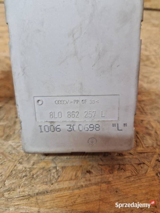 Pompka centralnego zamka audi a3 8l audi a4 b5 Złotoryja