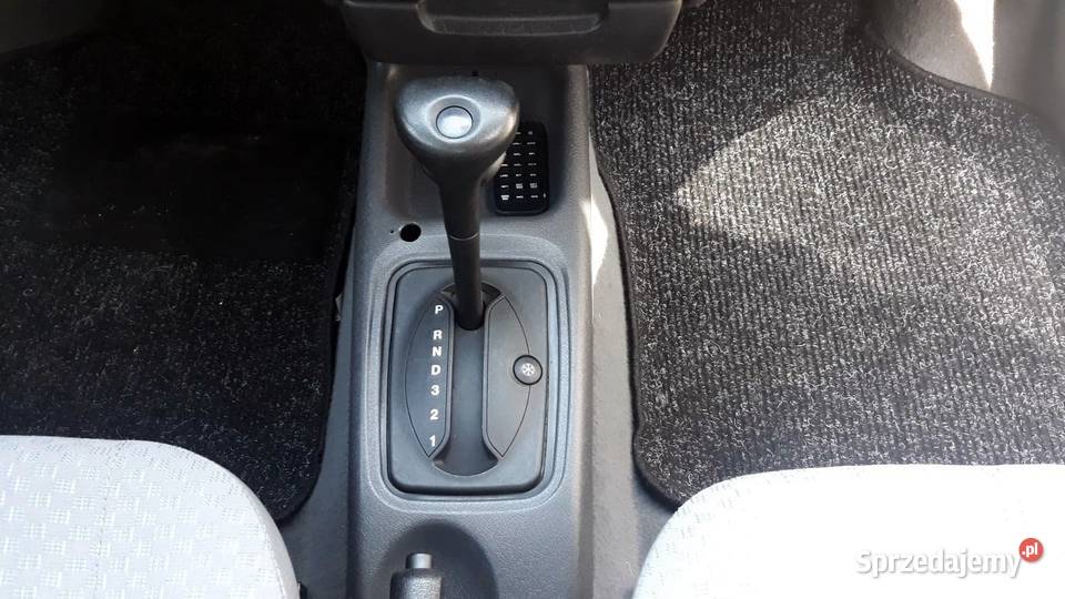 Automat Prawdziwy przebieg bez rdzy