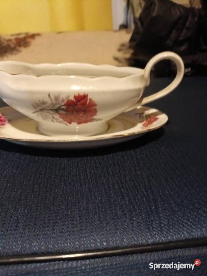 Porcelanowa sosierka