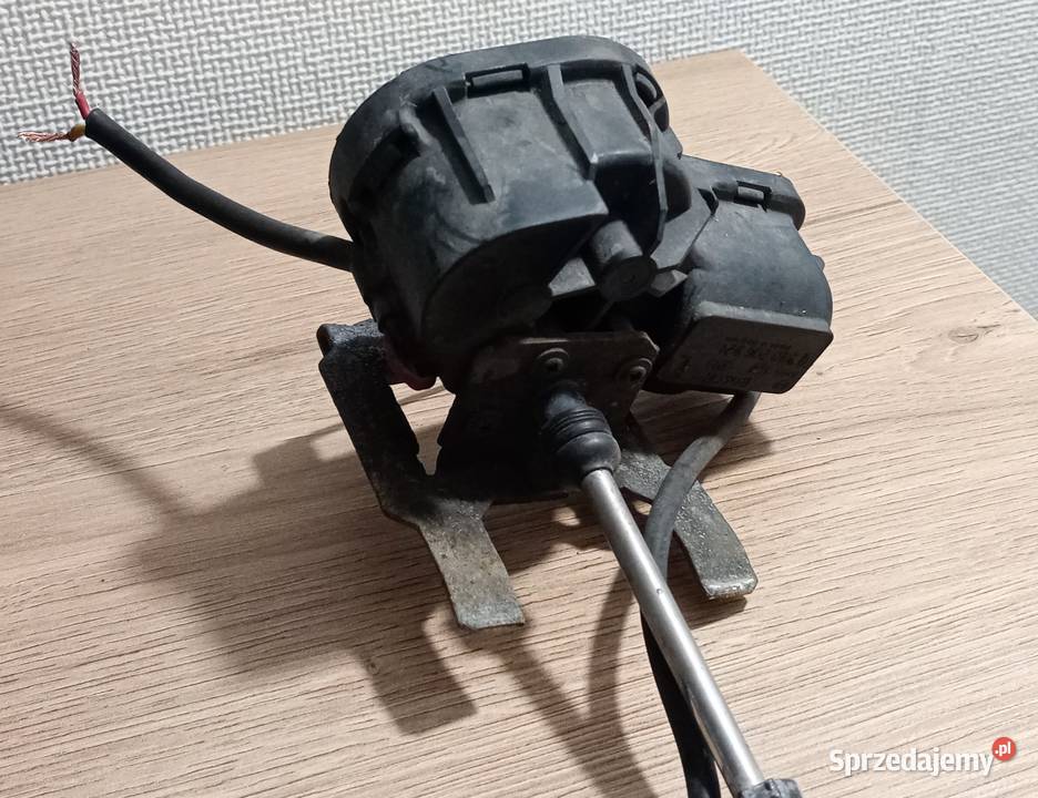 Silniczek wycieraczki lampy reflektora Volvo 940 dolnośląskie sprzedam
