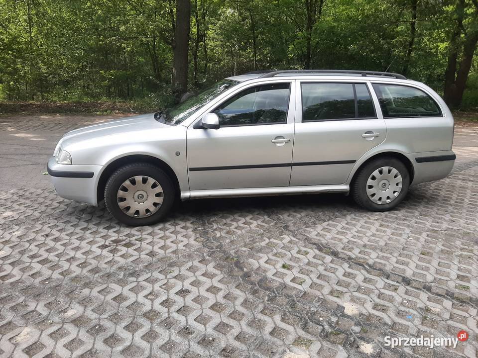 Skoda Octavia Tour 16 MPI LPG I rej 2010 Octavia łódzkie Łódź sprzedam