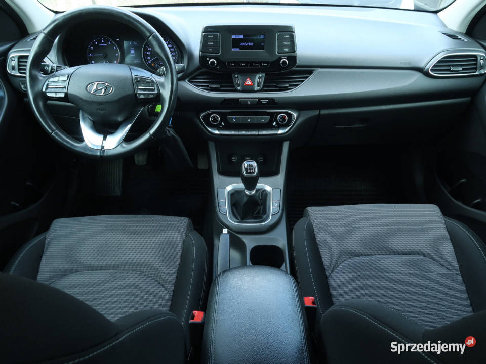 Hyundai i30 15 DPI Rok produkcji 2021 Katowice