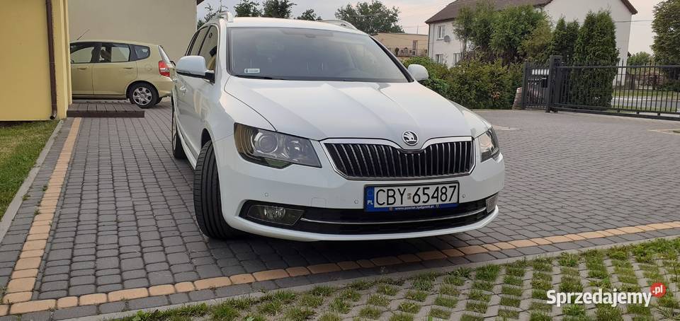 Skoda SUPERB II FL 20TDI Kombi Salon światła LED Motoryzacja Bydgoszcz sprzedam