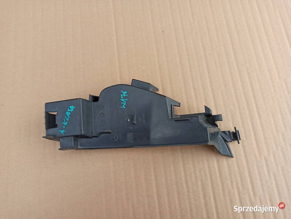 AKLASA W176 KIEROWNICA POWIETRZA WLOT Części Trzciel sprzedam