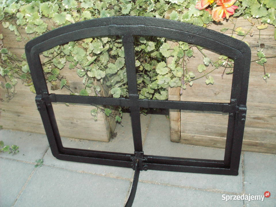 Stare masywne okno dekoracja ogrodzenie 54x45