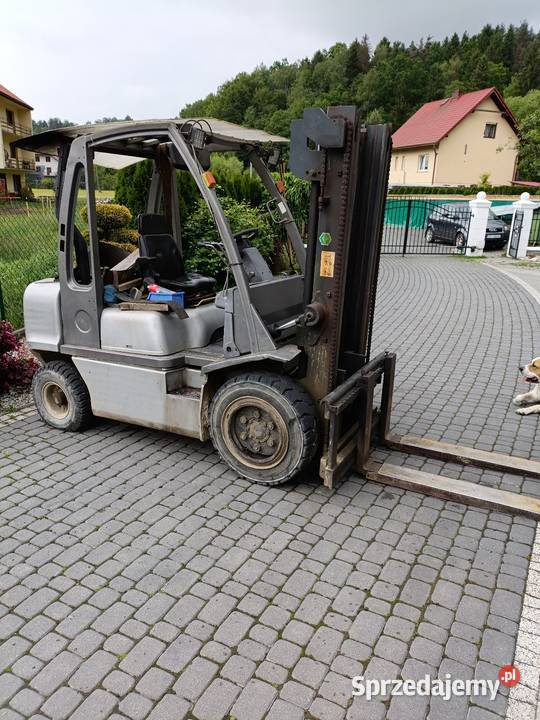 Wózek widłowy Nissan 3 t diesel Toyota Maków Podhalański