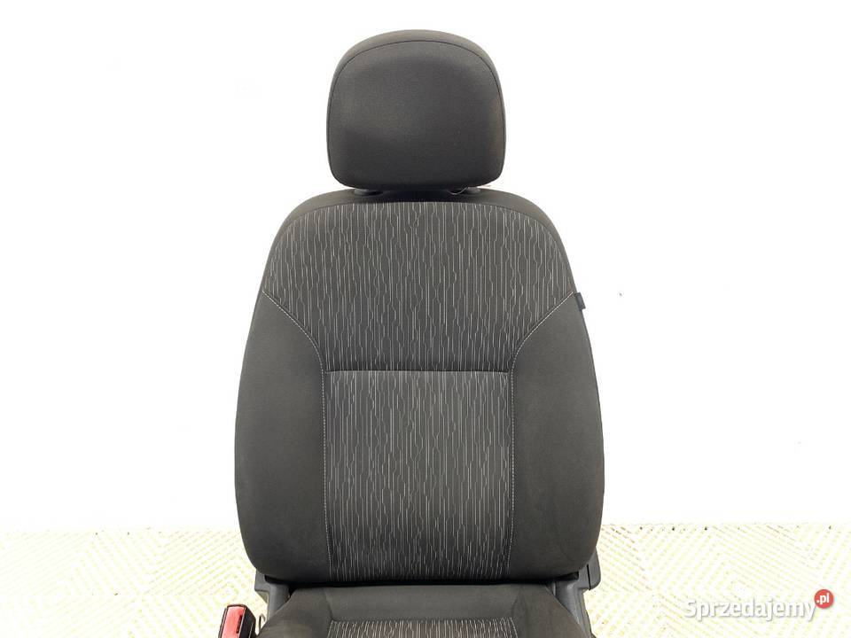 FOTEL LEWY PRZÓD OPEL ASTRA J Hatchback 0915 sprzedam