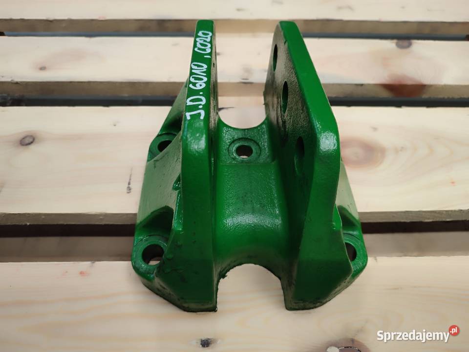 Wspornik łącznika górnego L78801 John Deere 6010