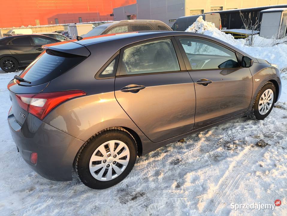 Hyundai i30 16 CRDi 116 2016 Zadbany Gdańsk sprzedam
