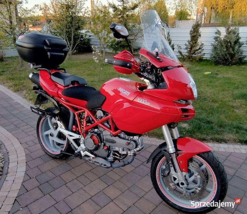 Ducati multistrada DS 1000 stan