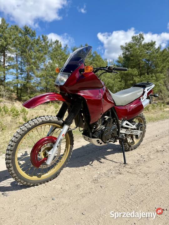 Suzuki dr 650rs zadbana sztuka na A2 nieuszkodzony Szczecinek