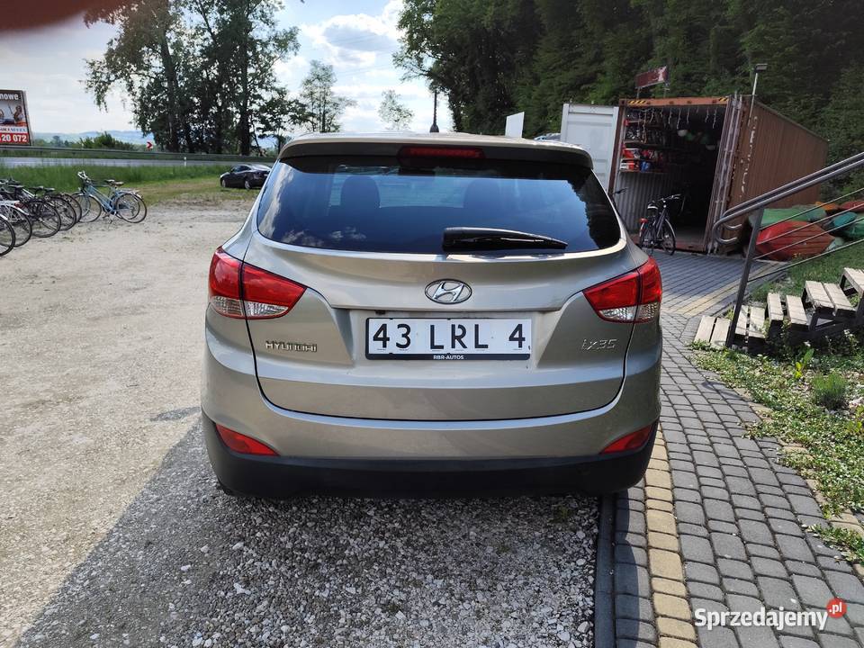Hyundai ix 35 20 Benzyna oryginał lakier i małopolskie sprzedam