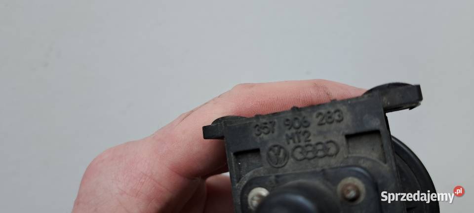 Zawór podciśnienia Audi 100 C4 A6 C4 80 B4 19TDI osobowe Luzino sprzedam