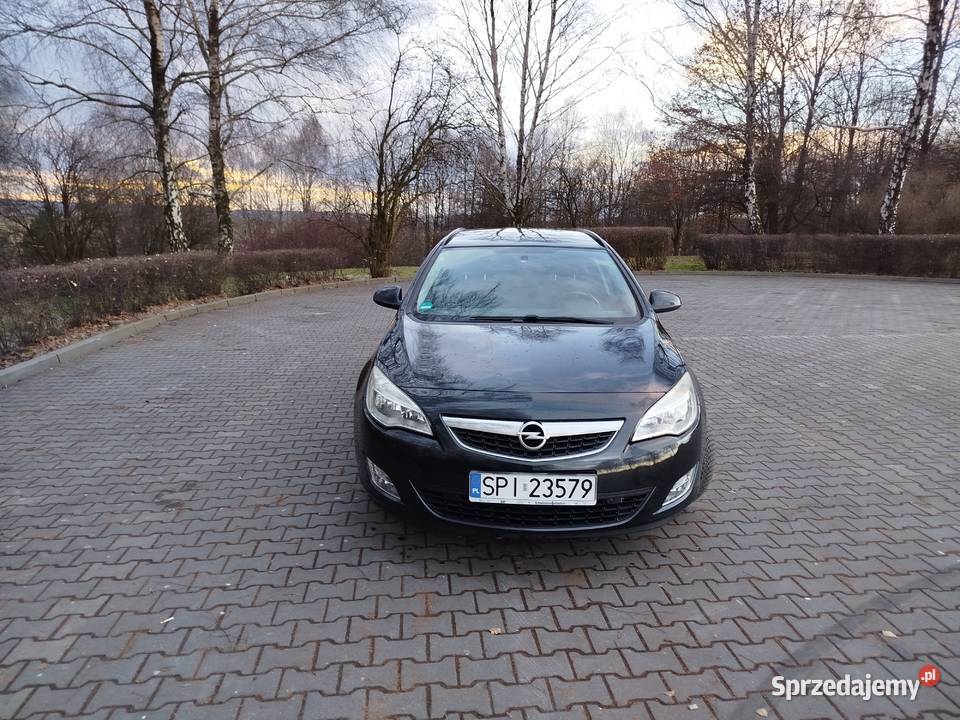Opel Astra J kombi 2012 r 20 CDTI automat nawigacja śląskie Piekary Śląskie sprzedam