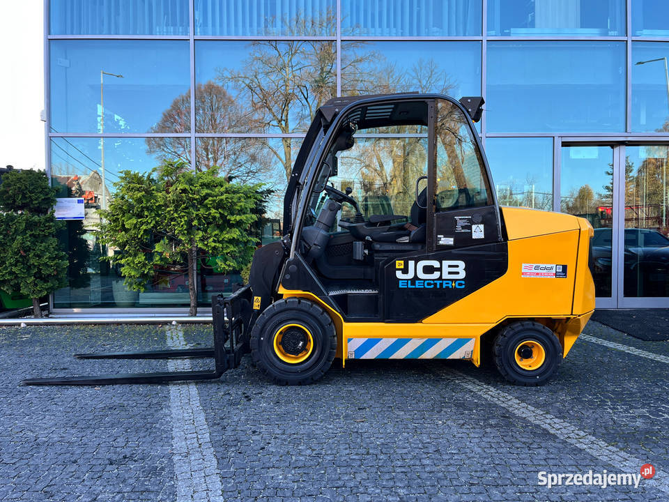 Wózek widłowy elektryczny JCB 3019E 3 tony Kęty