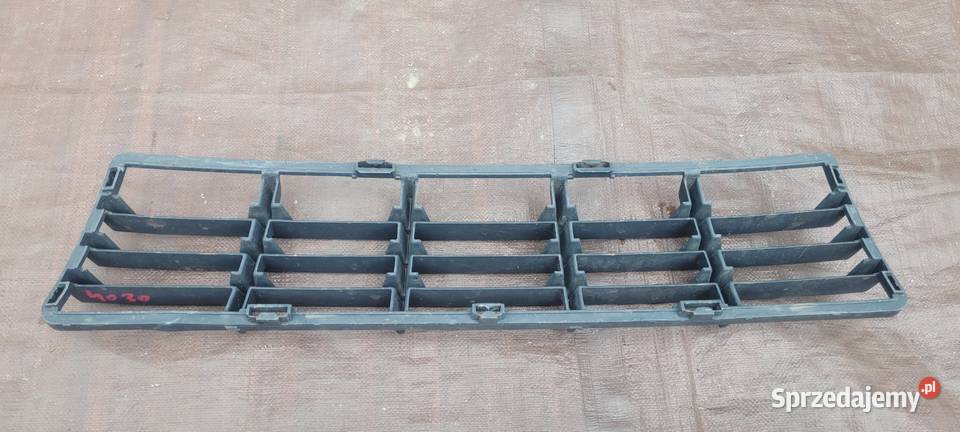 KRATKA ZDERZAKA ŚRODKOWA VOLVO S40 V50 0407 osobowe śląskie Ruda Śląska