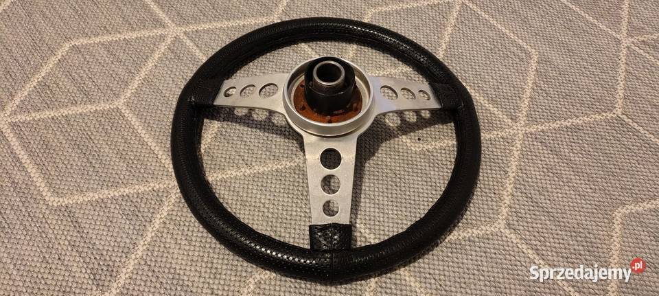 PIĘKNA SPORTOWA KIEROWNICA SKODA S100 120 RAPID Świdnica