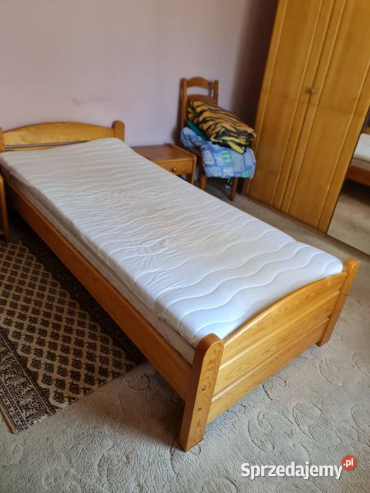 Łóżko drewniane z materacem 90 x 200 Wolsztyn
