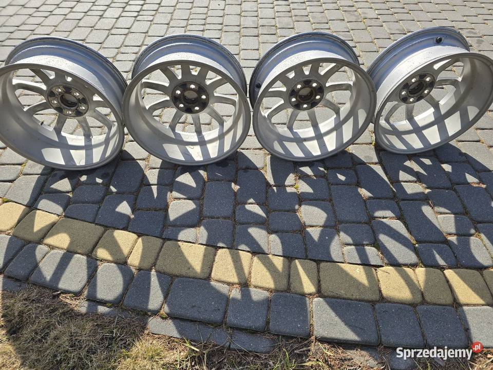 Alufelgi RC Design 16 Komplet Czarna Woda