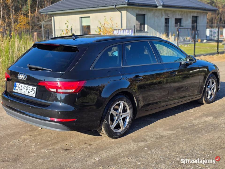 Audi A4 150 AUTOMAT gniazdo USB łódzkie Radomsko