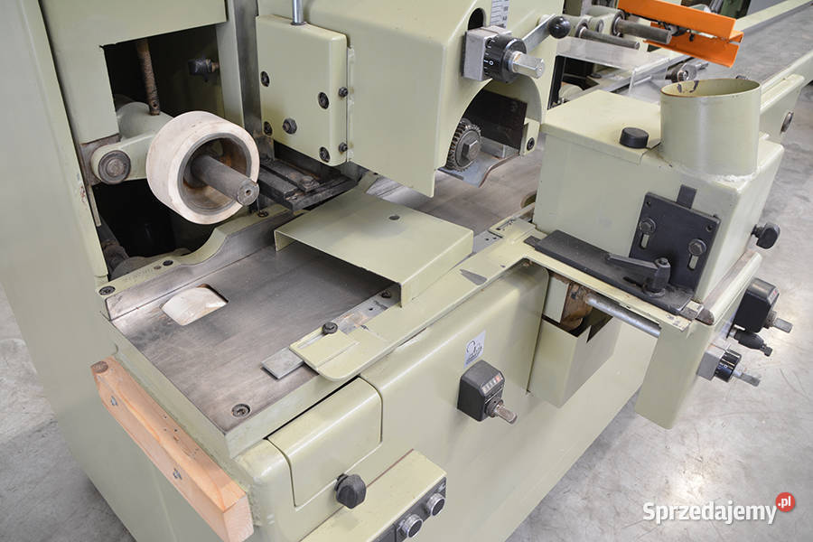 5667 STRUGARKA CZTEROSTRONNA SCM COMPACT 22 Biertowice