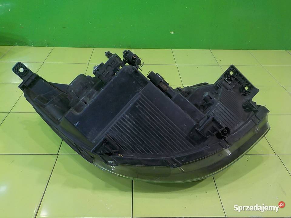 KIA SOUL II 16 CRDI 15r 5D lampa lewa przod Suków