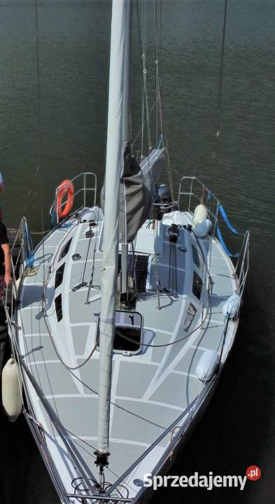 Komfortowy turystyczny jacht żaglowy Narwal z Godziszewo sprzedam