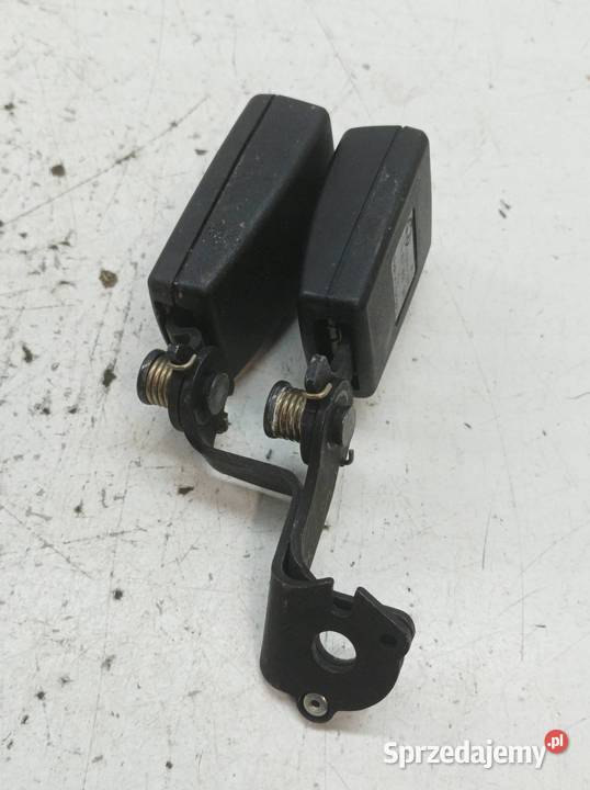 ZAPINKA PASA BEZPIECZEŃSTWA TYŁ KANAPY PODWÓJNA Pasy bezpieczeństwa