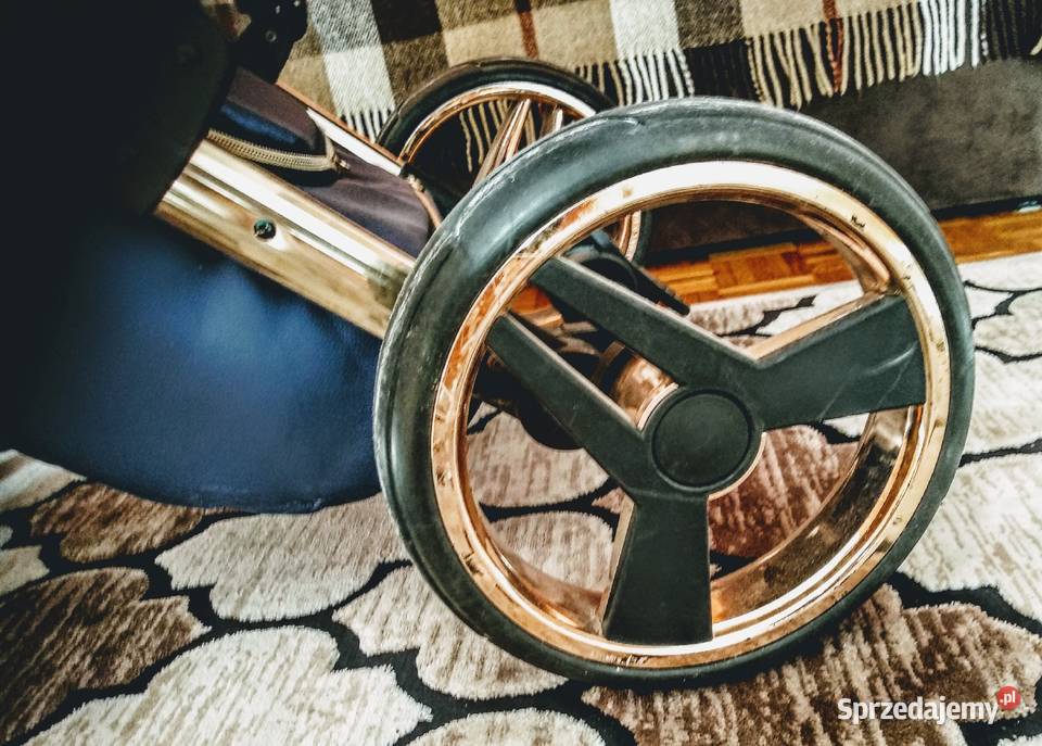 Wózek dziecięcy firmy Junama w stylistyce Blue Lublin