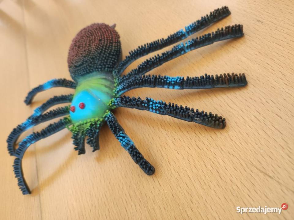 Duża Figurka pająk tarantula gumowy włochaty Kielce