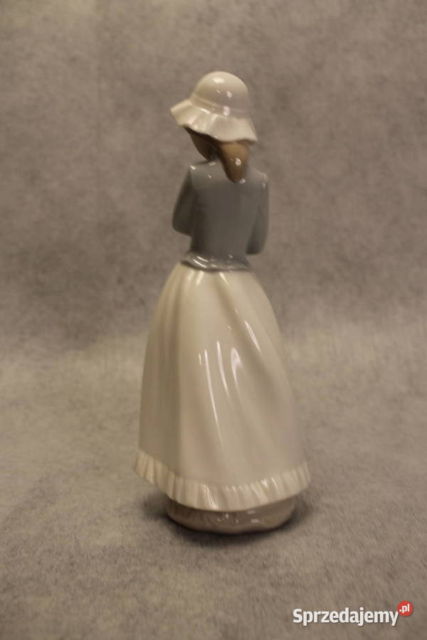 LLADRO NAO 241 Mój szczeniak Sweet Girl My Pupy Porcelana i szkło