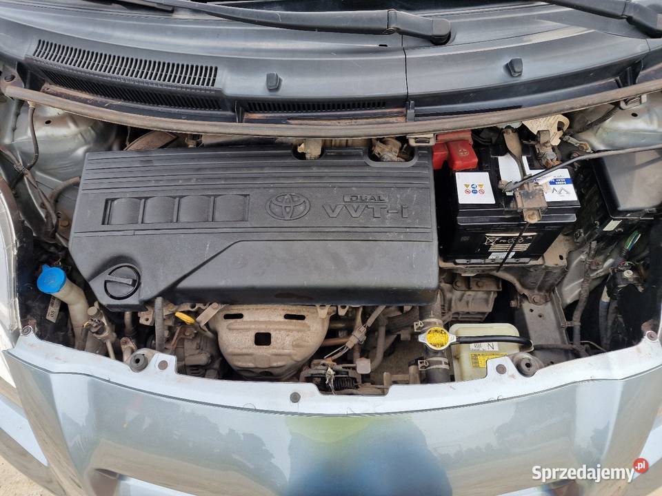 Toyota Yaris II LIFT 13SalonPlbez korozji pomorskie Niestępowo sprzedam